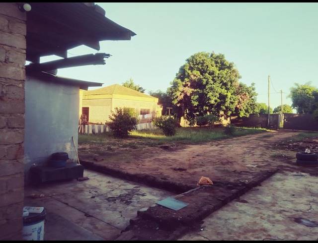 3 BEDROOM HOUSE FOR SALE IN SHAYANDIMA